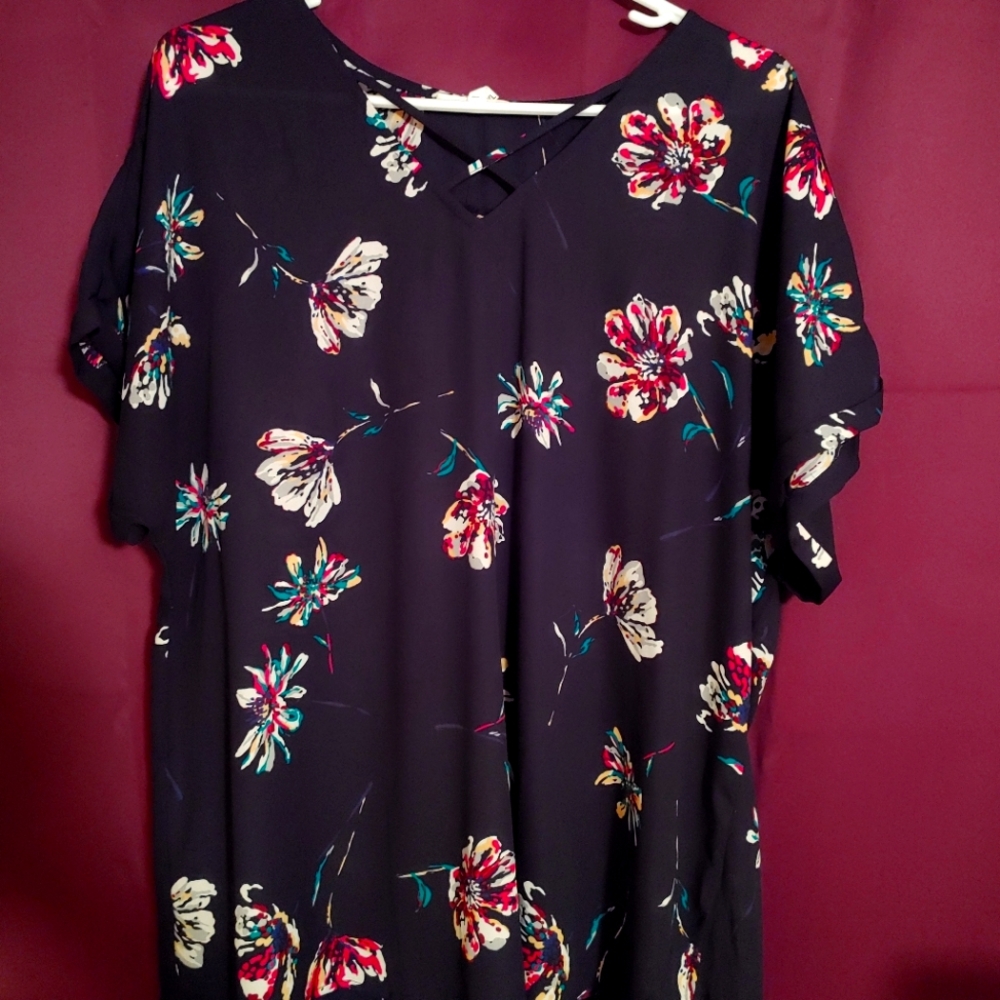 Maurices XXL flowered silky blouse
